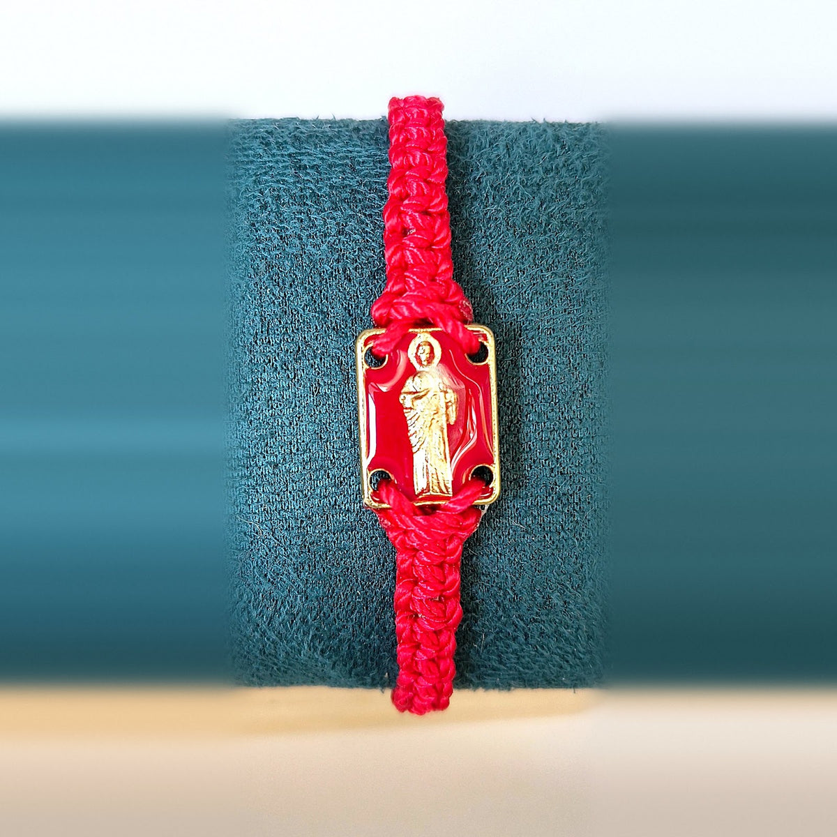 Pulsera de Hilo con Placa Metal San Judas Tadeo