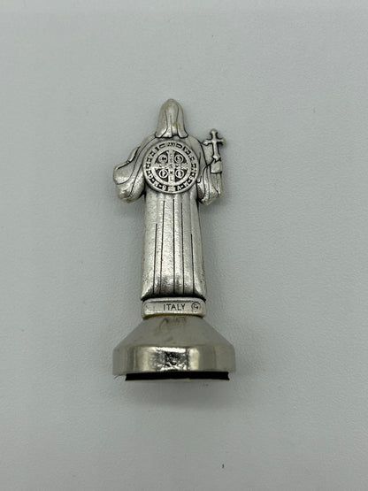 Figura metálica San Benito Italiana para escritorio con adhesivo